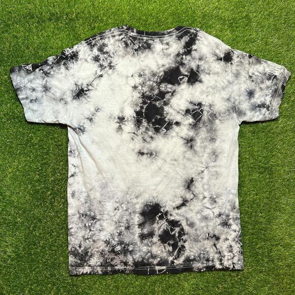 Grey Camo Eye Box Graphic Tee - Picture 4 of 4